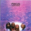 CDFocus / Moving Waves